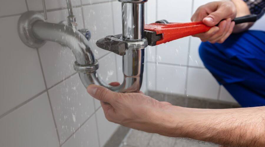 Professional Leak Detection services in Toivola, MI